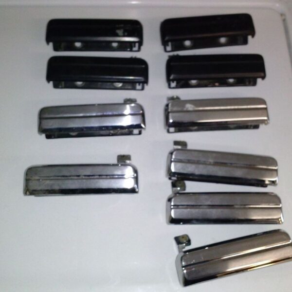Lincoln Mark VII Outer Door Handle - Right Hand