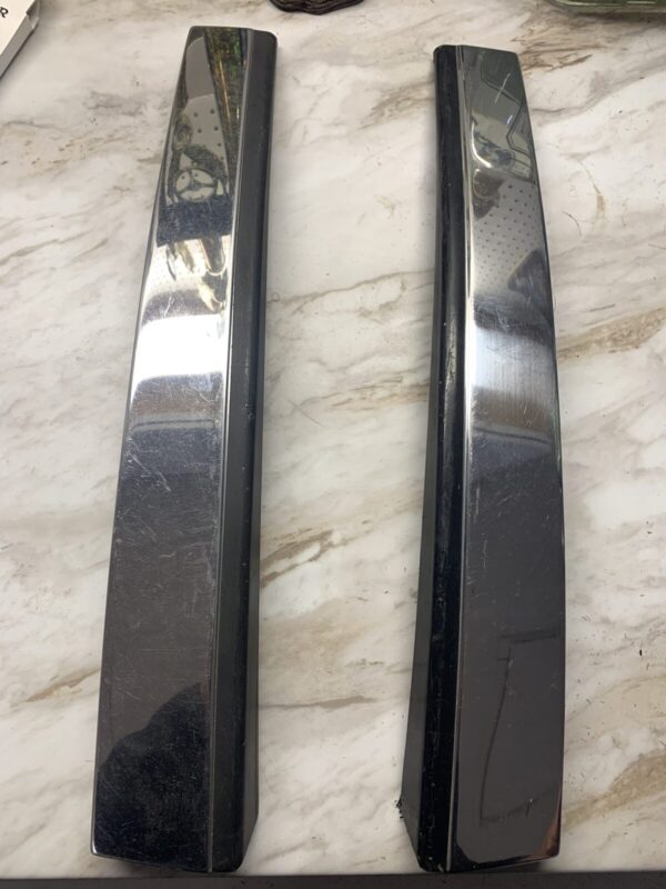 Lincoln Mark VII Outer Door Pillar Chrome Trim