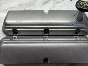 Slanted 302 Valve Covers