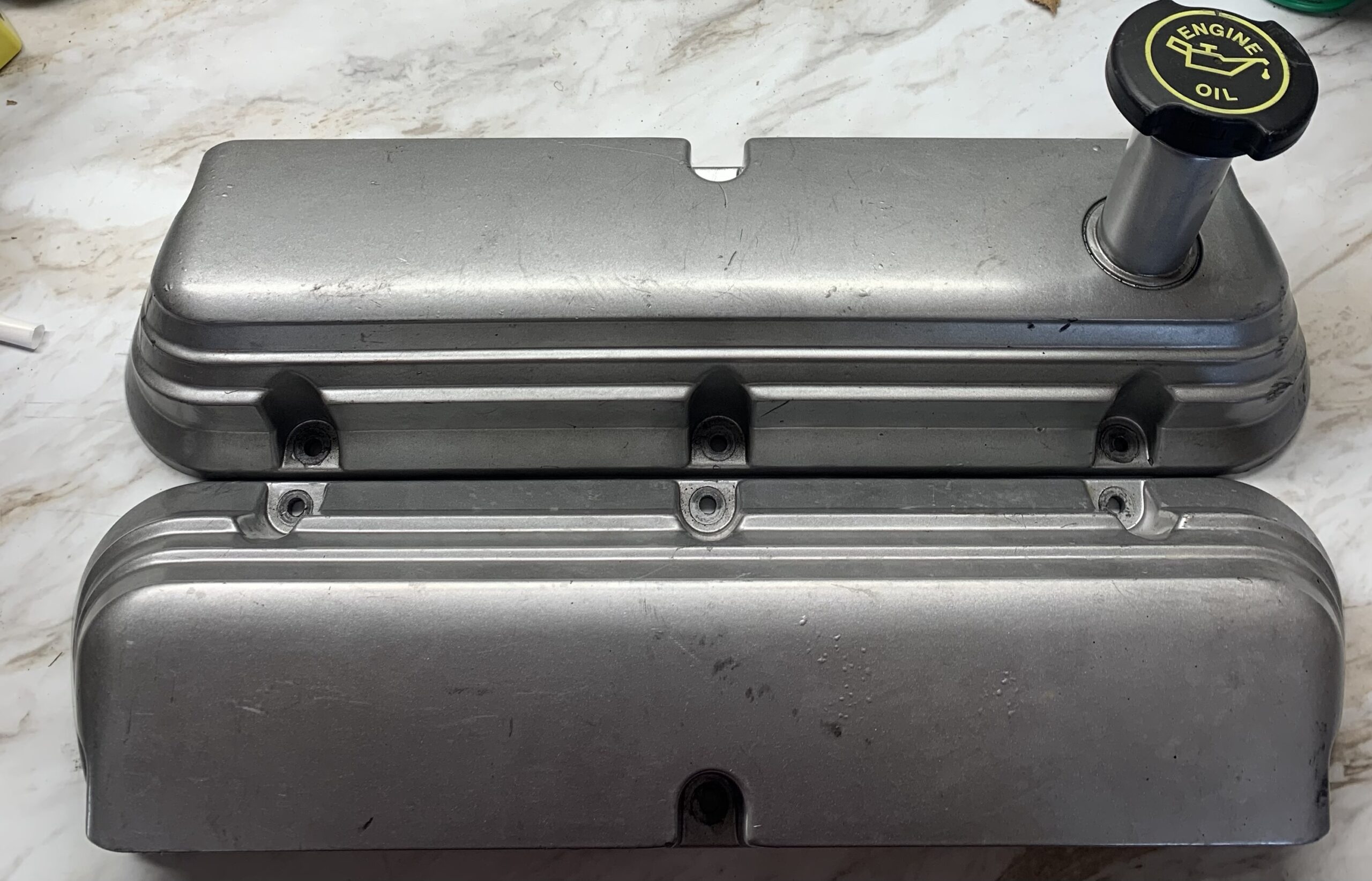 Slanted 302 Valve Covers