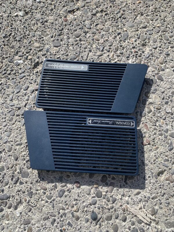 Lincoln Mark VII Speaker cover - Both, 84-89