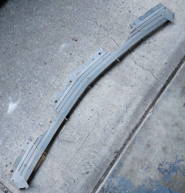 Lincoln Mark VII Lower Grill Valance - With foglight cutout