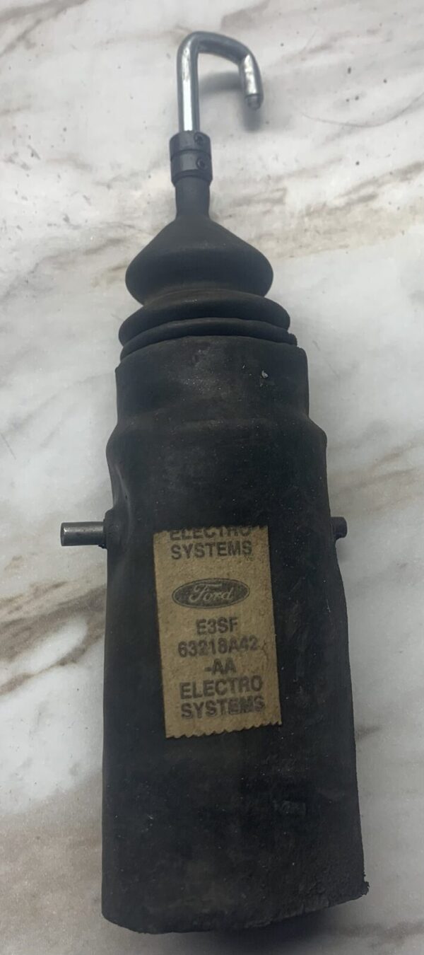 Lincoln Mark VII Door Lock Actuator