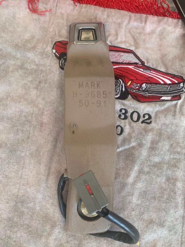 Lincoln Mark VII Seat Belt Buckles