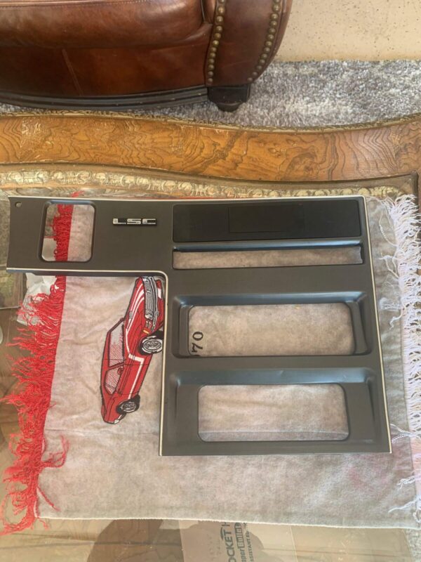 Lincoln Mark VII Dash Trim