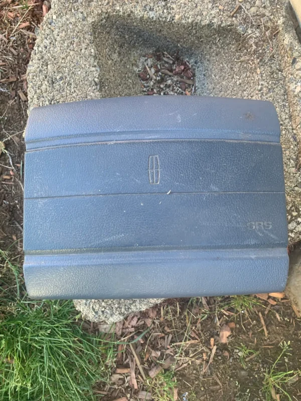 Lincoln Mark VII Airbag